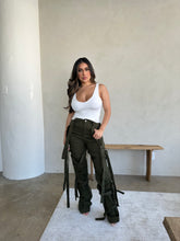 Load image into Gallery viewer, Brielle Cargos - Olive
