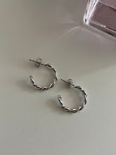 Load image into Gallery viewer, It Girl Minis - Silver
